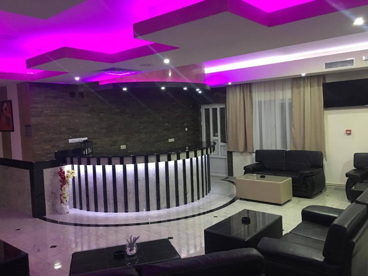 Hotel Odmaraliste Vidik Lazarevac Exterior foto
